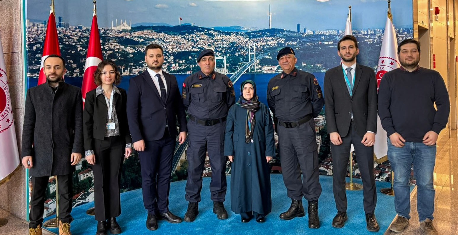 İstanbul Çağlayan Adliyesi Mahpus Bekleme Alanına Habersiz Ziyaret