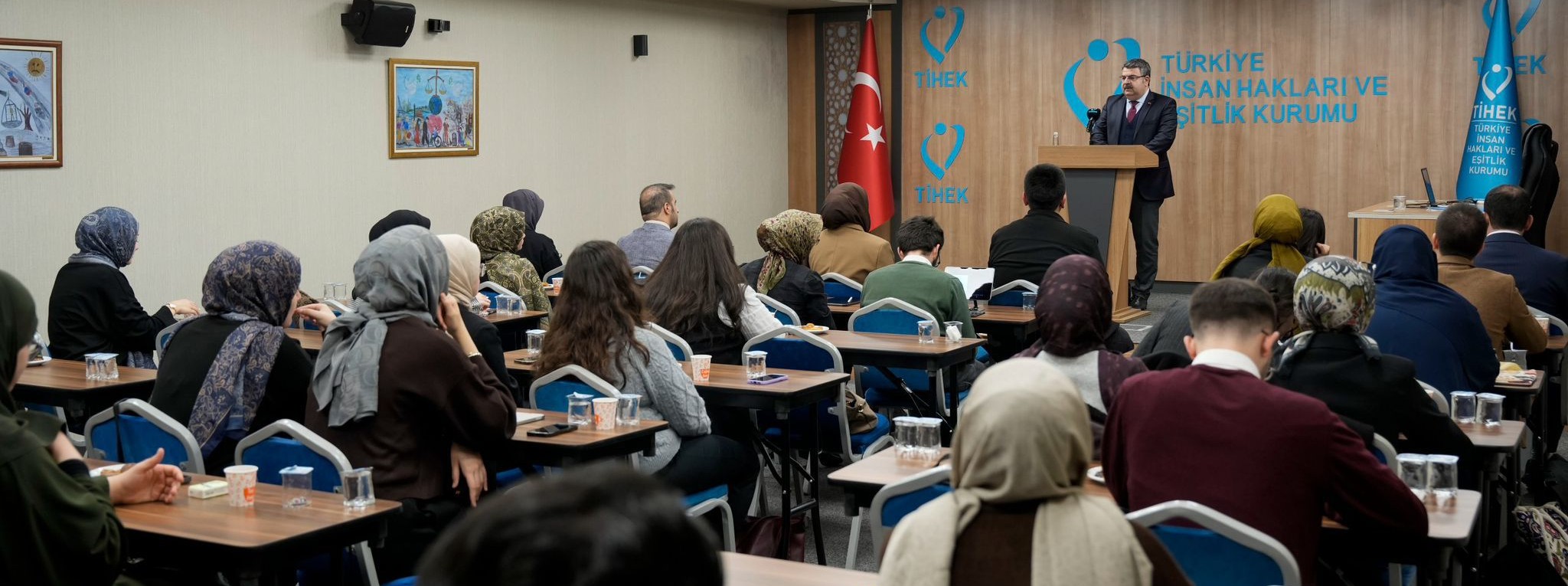 Türkiye İnsan Hakları ve Eşitlik Kurumundan Uluslararası İnsan Hakları Krizleri ve Raporlama Eğitimi Sertifika Töreni