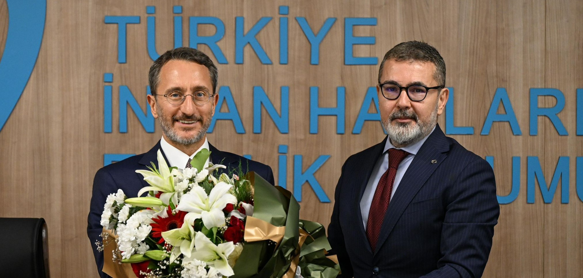 Türkiye İnsan Hakları ve Eşitlik Kurumu (TİHEK) Başkanlığına atanan Prof. Dr. Fahrettin Altun, görevi Prof. Dr. Muharrem Kılıç'tan devraldı.