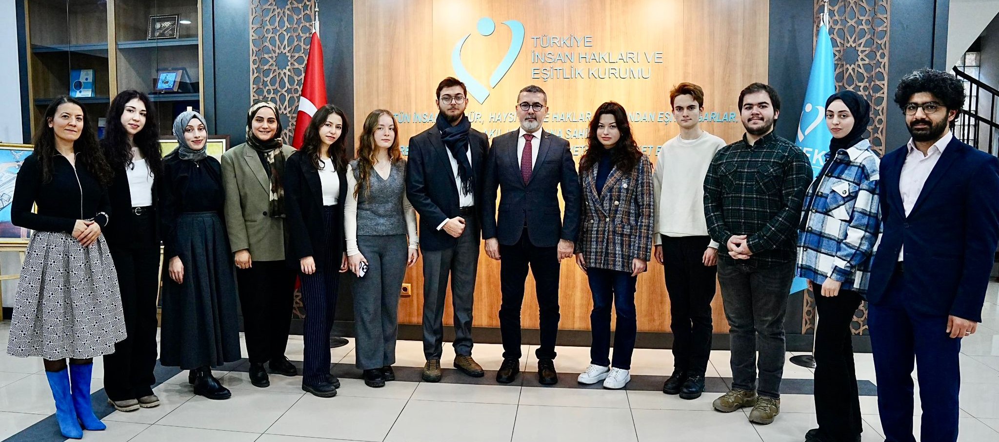 Hukuk Fakültesi Öğrencilerinden Başkanımıza Ziyaret