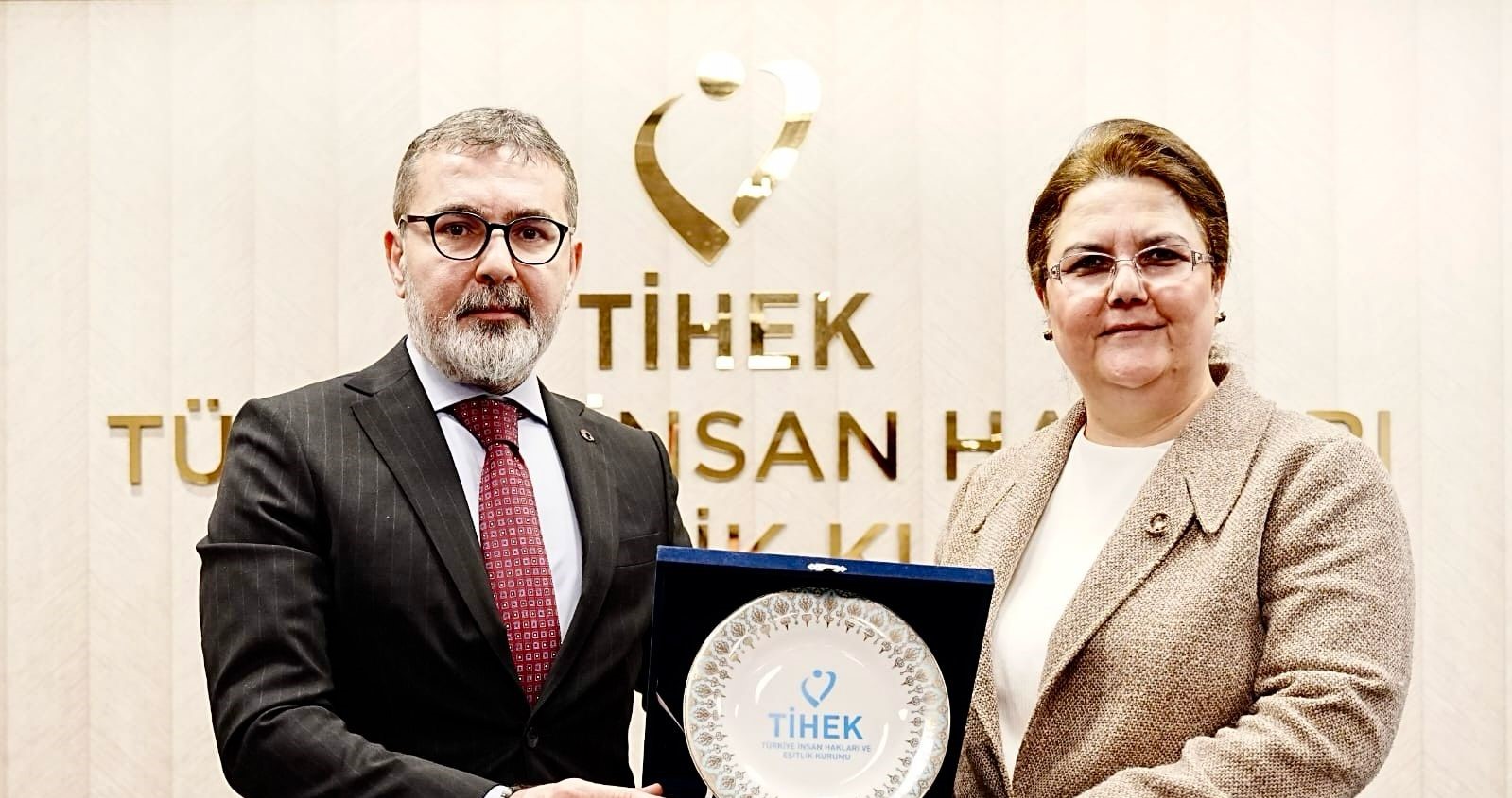 TBMM İnsan Haklarını İnceleme Komisyonu Başkanı Derya Yanık ile “Türkiye’de Hak Arama Mekanizmalarının Tarihsel Gelişimi ve Kurumsallaşması” Konulu Söyleşi Gerçekleştirildi