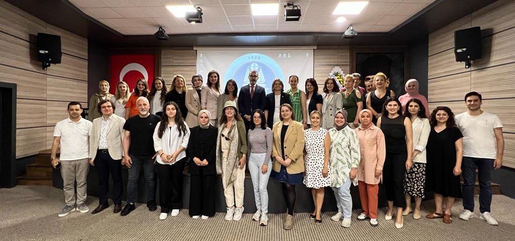 Trabzon Barosunda Türkiye İnsan Hakları ve Eşitlik Kurumuna Başvuru Usulleri Konulu Eğitim Programı Düzenlendi