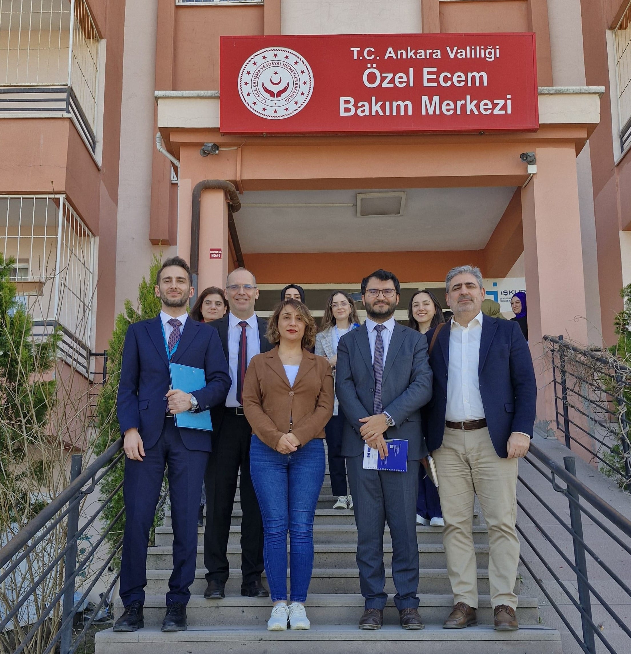 TİHEK Heyeti Özel Ecem Bakım Merkezine Habersiz Bir Ziyaret Gerçekleştirdi